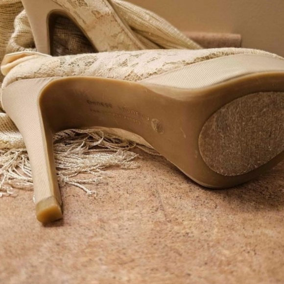 Amazing lace peep toe💎platform heels 🪭💫🦋 - Picture 9 of 10